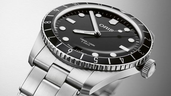 Oris Divers Sixty-Five 12H Calibre 400 01 400 7772 4054-07 8 20 18