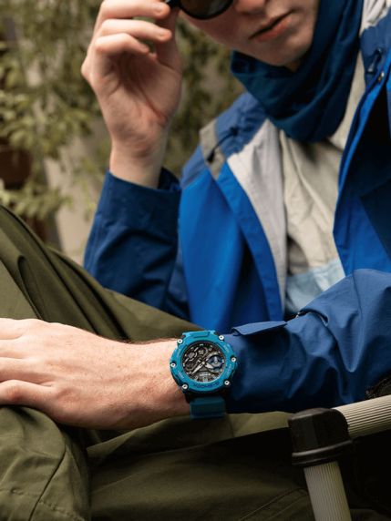 Casio G-Shock Carbon Core Guard GA-2200-2AER